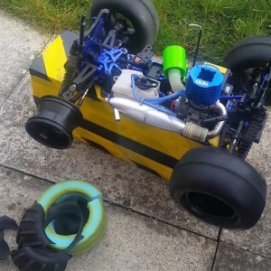 HPI Savage X 4.6 exploding RC Monster Tyre - YouTube