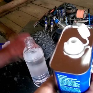 How To Clean A Nitro RC Vehicle Using Denatured Alcohol - YouTube